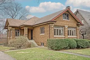 10101 S Hoyne Ave, Chicago, IL 60643 - Photo 1