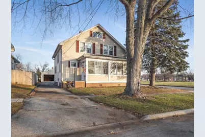 634 13th Street, Rockford, IL 61104 - Photo 1