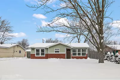 426 W Arlington Lane, Crete, IL 60417 - Photo 1