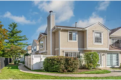 473 Le Parc Circle, Buffalo Grove, IL 60089 - Photo 1