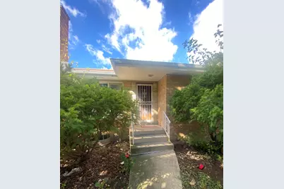 9716 S Prairie Avenue, Chicago, IL 60628 - Photo 1