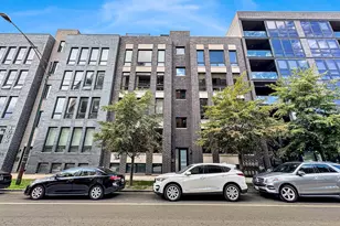 1014 N Larrabee St, Chicago, IL 60610 - Photo 1