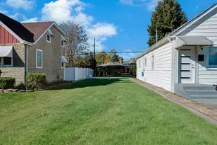 4520 N Narragansett Ave, Harwood Heights, IL 60706 - Photo 1