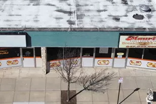 510 E Hawley St, Mundelein, IL 60060 - Photo 1