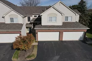 253 Nicole Dr, South Elgin, IL 60177 - Photo 1