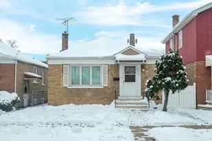 5117 S Luna Ave, Chicago, IL 60638 - Photo 1