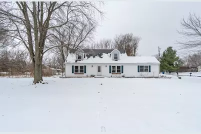1 Wilshire Wood Drive, Mackinaw, IL 61755 - Photo 1