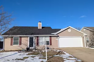 606 Northgate Dr, Saint John, IL 61873 - Photo 1