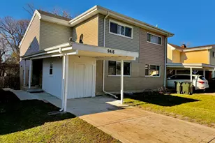 9416 Meadow Ln, Des Plaines, IL 60016 - Photo 1