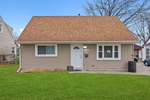228 Arrowhead St, Park Forest, IL 60466 - Photo 1
