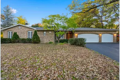 821 Killarney Pass Circle, Mundelein, IL 60060 - Photo 1