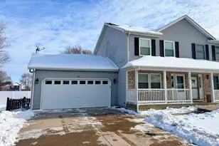 568 S Elizabeth St, Maple Park, IL 60151 - Photo 1