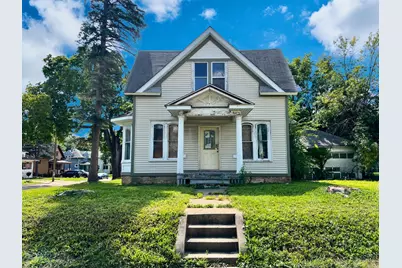 455 Walnut Avenue, Elgin, IL 60123 - Photo 1