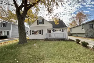 145 W Park Dr, Lombard, IL 60148 - Photo 1