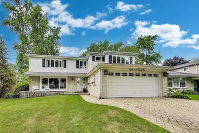 1821 E Boulder Drive, Mount Prospect, IL 60056 - Photo 1