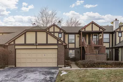 378 Sandhurst Circle #7, Glen Ellyn, IL 60137 - Photo 1
