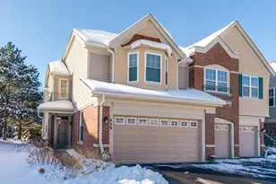 439 Pine Lake Cir, Vernon Hills, IL 60061 - Photo 1