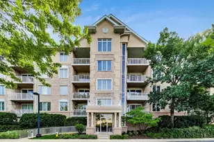 1745 Pavilion Way, Park Ridge, IL 60068 - Photo 1