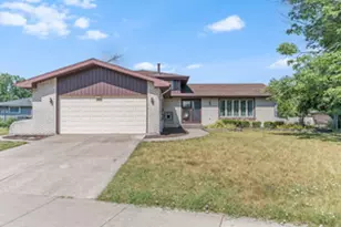 8564 Cherry Stone Pl, Tinley Park, IL 60487 - Photo 1