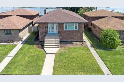 13921 S Manistee Avenue, Burnham, IL 60633 - Photo 1