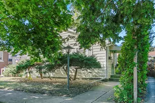 703 Oakland Ave, Joliet, IL 60435 - Photo 1