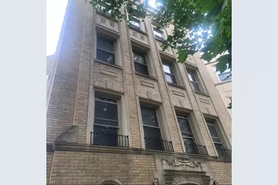 7529 N Claremont Avenue #2, Chicago, IL 60645 - Photo 1