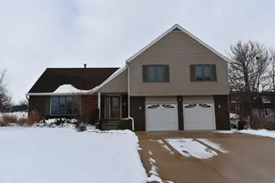 67 Castle Coombe Ct, Bourbonnais, IL 60914 - Photo 1