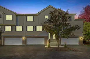 409 Evergreen Cir, Gilberts, IL 60136 - Photo 1