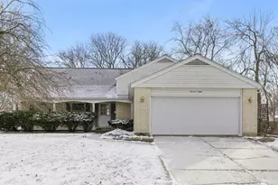 1308 Stonegate Rd, Naperville, IL 60540 - Photo 1