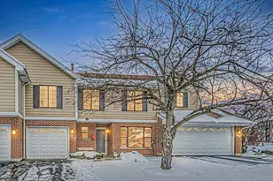 171 N Clare Ct, Wood Dale, IL 60191 - Photo 1