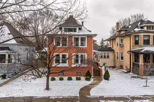 521 N Harvey Ave, Oak Park, IL 60302 - Photo 1