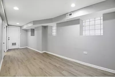 4245 W Monroe Street, Chicago, IL 60624 - Photo 1