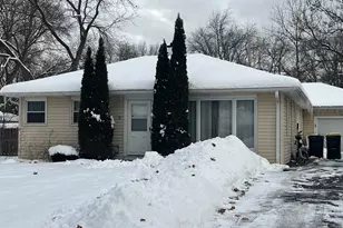 3200 Thrush Ln, Rolling Meadows, IL 60008 - Photo 1