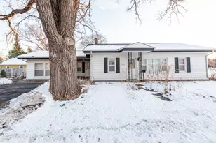 2101 Eshcol Ave, Zion, IL 60099 - Photo 1