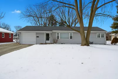 740 N Elmwood Drive, Aurora, IL 60506 - Photo 1