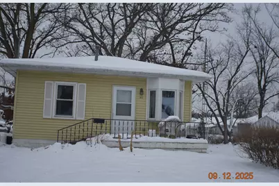 912 Hayes Avenue, South Beloit, IL 61080 - Photo 1