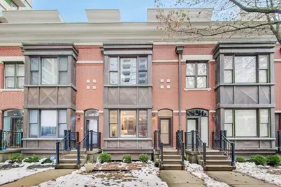 1327 S Indiana Parkway, Chicago, IL 60605 - Photo 1