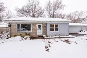 37114 N Shirley Dr, Gurnee, IL 60031 - Photo 1