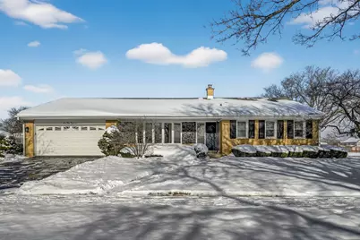 6 W Cypress Street, Arlington Heights, IL 60005 - Photo 1