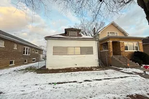 437 24th Ave, Bellwood, IL 60104 - Photo 1