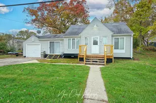 34966 N Forest Ave, Ingleside, IL 60041 - Photo 1