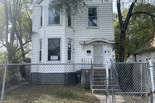 11830 S Eggleston Ave, Chicago, IL 60628 - Photo 1