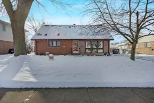 7101 Birch St, Bridgeview, IL 60455 - Photo 1