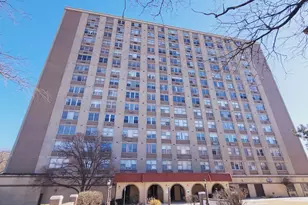 4300 W Ford City Dr, Chicago, IL 60652 - Photo 1