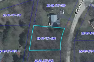 209 Mulberry Ln, Dixon, IL 61021 - Photo 1