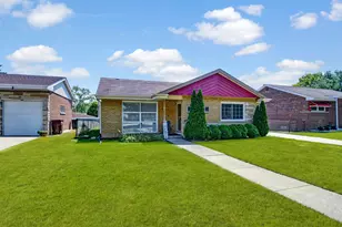 733 Ashland Ave, Chicago Heights, IL 60411 - Photo 1