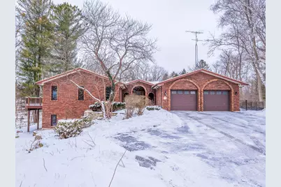 1636 Deerpath Circle, Winthrop Harbor, IL 60096 - Photo 1