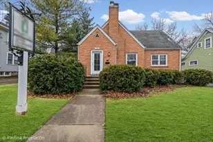 130 Harrison St, Barrington, IL 60010 - Photo 1