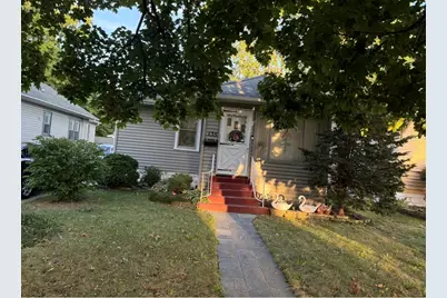 135 S Elmwood Avenue, Waukegan, IL 60085 - Photo 1