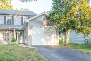 1877 Appaloosa Dr, Naperville, IL 60565 - Photo 1